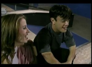 Секс с карликом в магазине